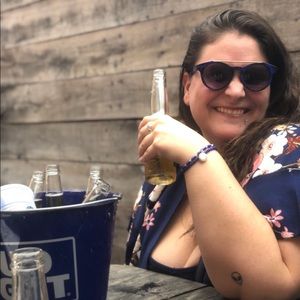 Meet your Posher, Christie